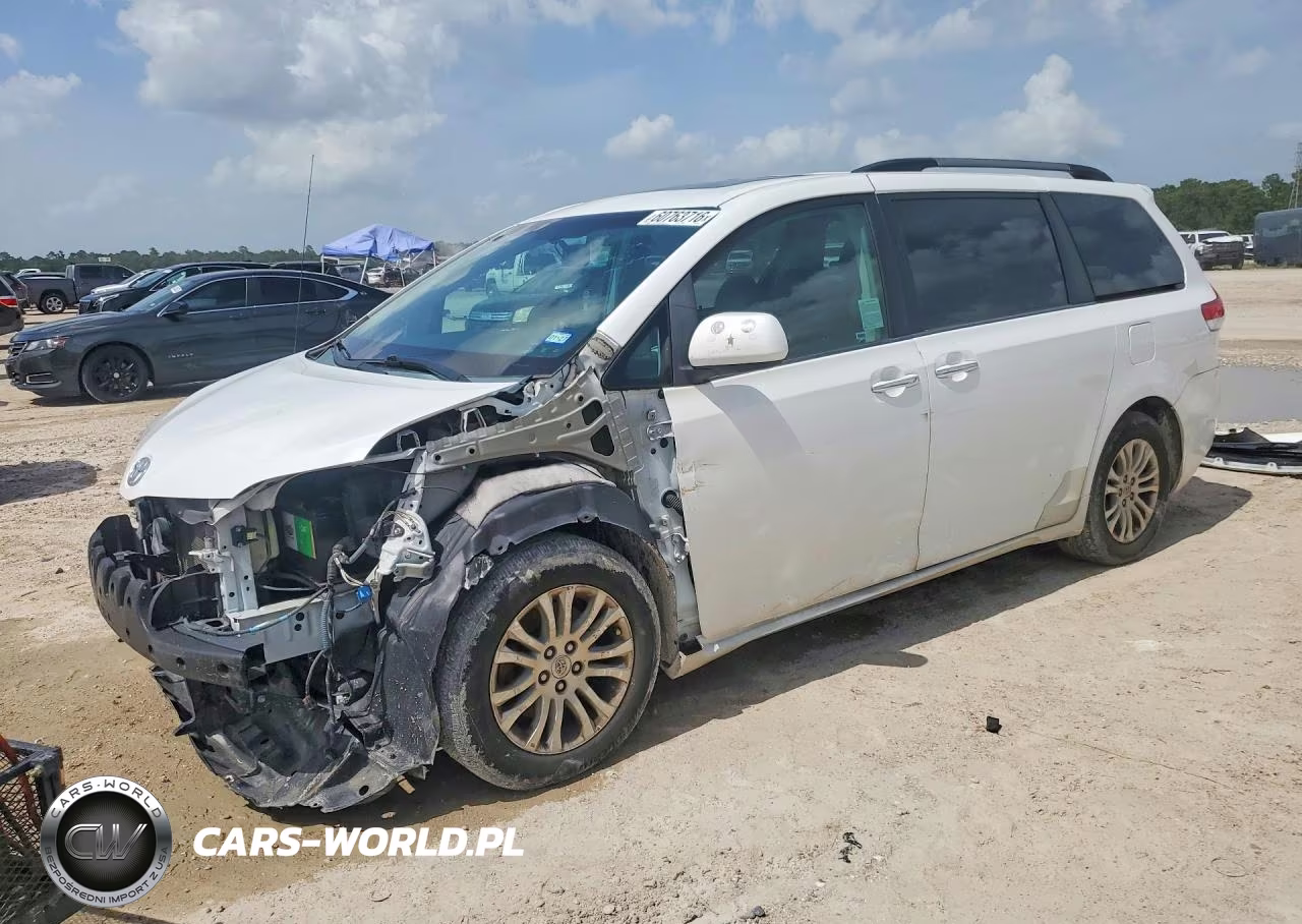 2014 Toyota Sienna Xle 8-Passenger VIN:5TDYK3DC8ES445285 - 1