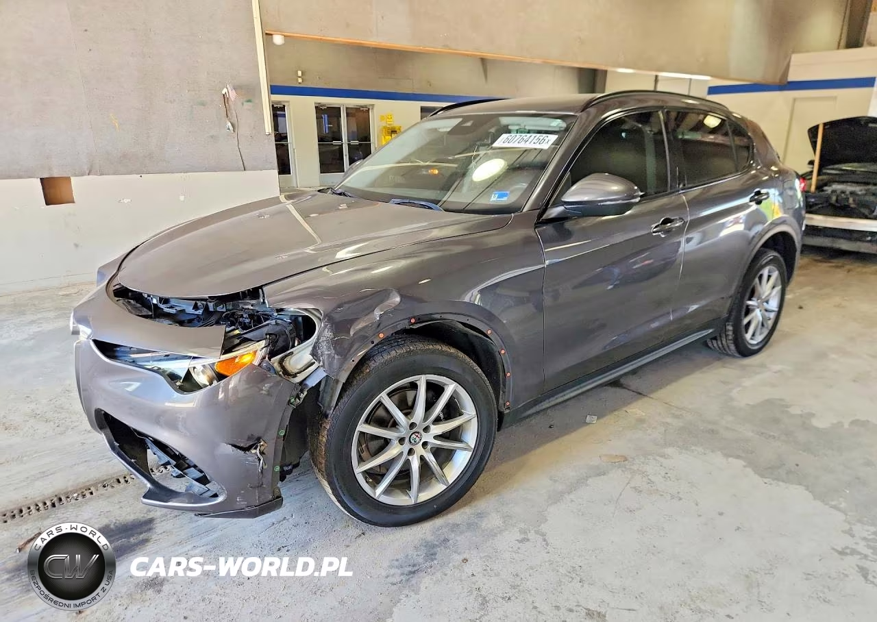 2018 Alfa Romeo Stelvio Sport VIN:ZASFAKPN5J7B68561 - 1