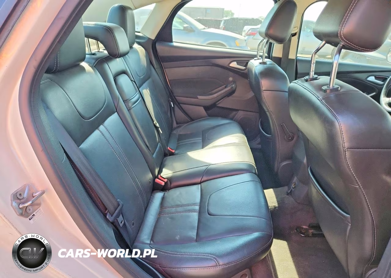 2012 Ford Focus Sel VIN:1FAHP3H25CL271540 - 10