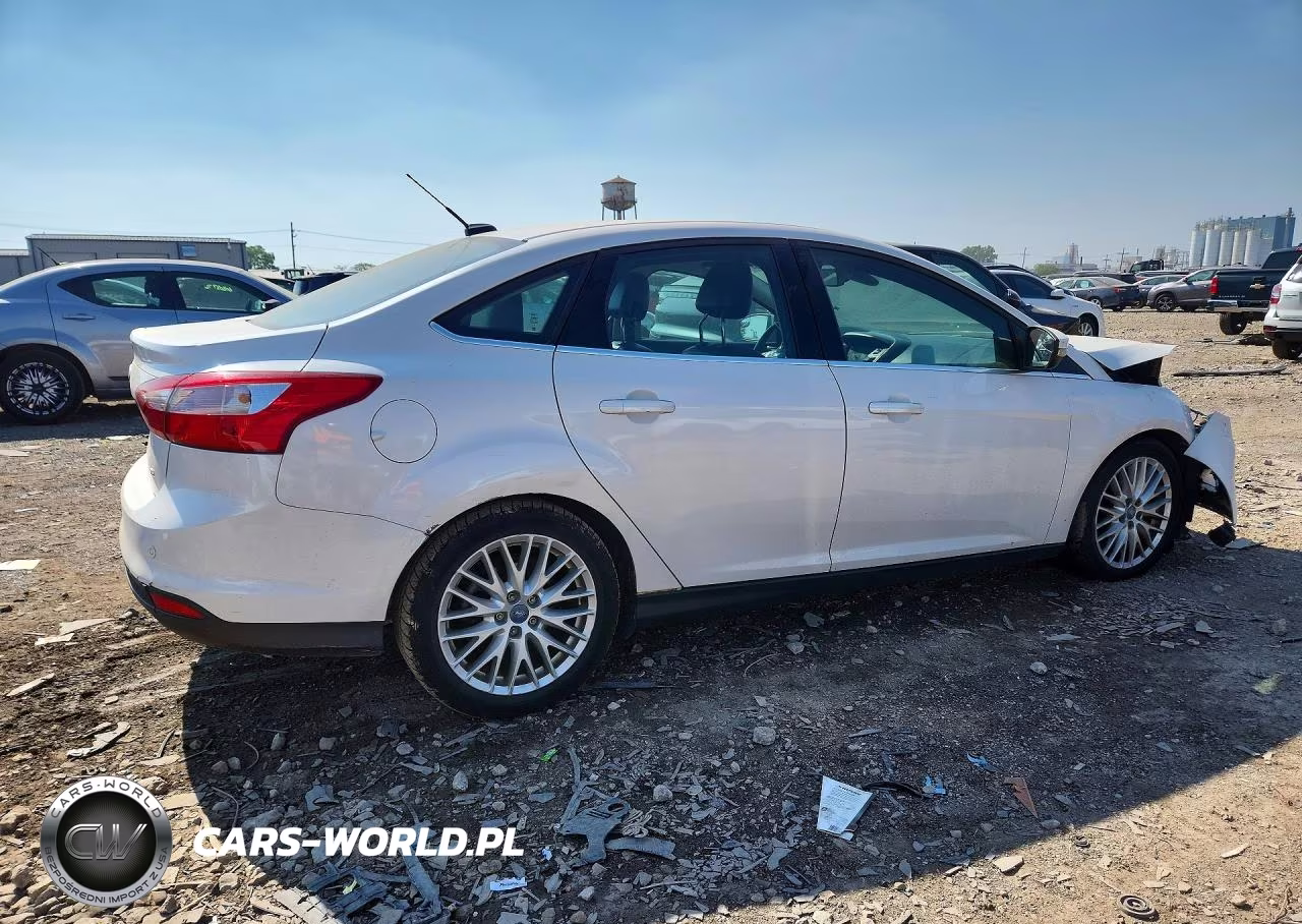 2012 Ford Focus Sel VIN:1FAHP3H25CL271540 - 3