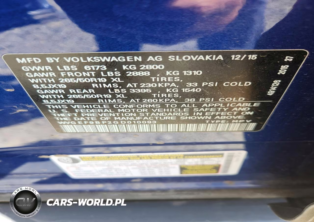 2016 Volkswagen Touareg Sport VIN:WVGEF9BP2GD010093 - 13