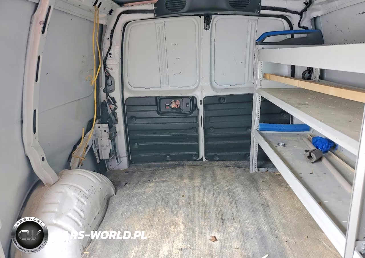 2019 Chevrolet Express G2500 VIN:1GCWGAFG3K1199591 - 10