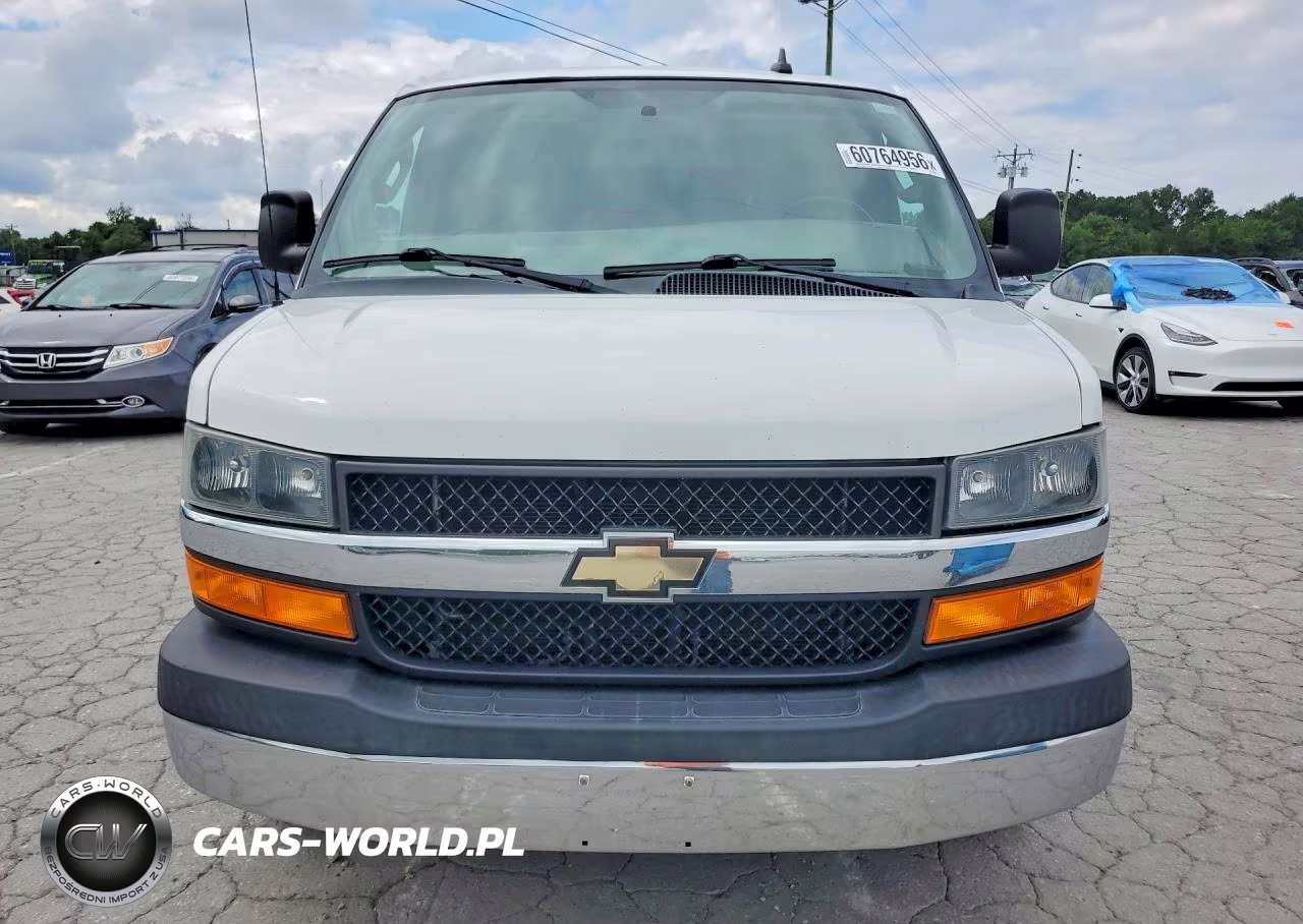 2019 Chevrolet Express G2500 VIN:1GCWGAFG3K1199591 - 5