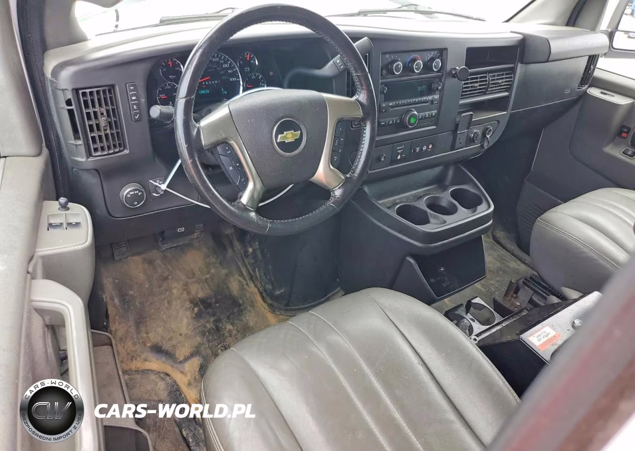 2019 Chevrolet Express G2500 VIN:1GCWGAFG3K1199591 - 8