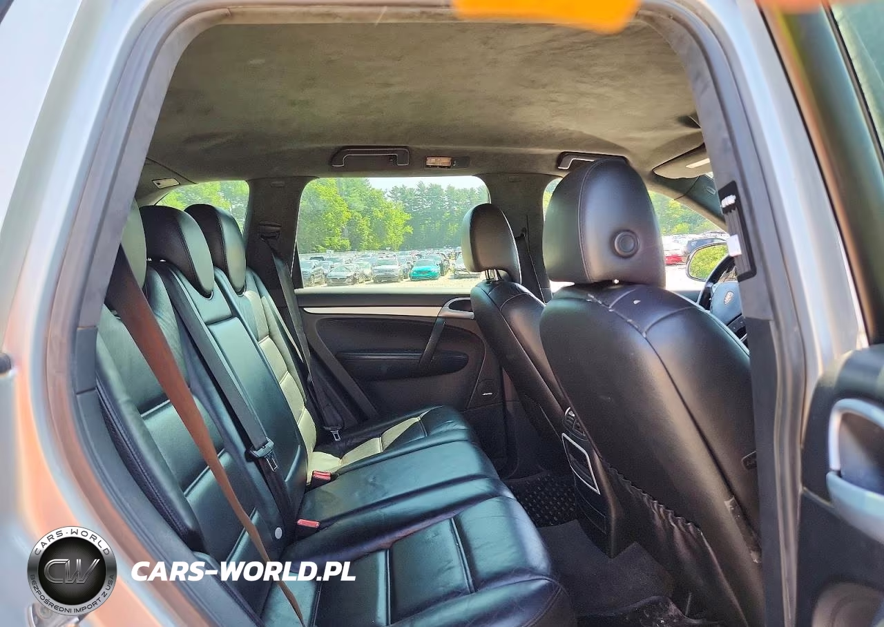 2005 Porsche Cayenne Turbo VIN:WP1AC29P35LA90577 - 11