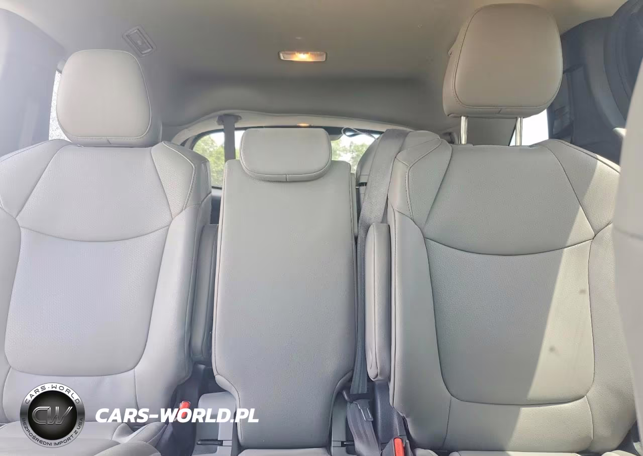 2025 Toyota Sienna Xle 8-Passenger VIN:5TDYRKEC2SS228752 - 10