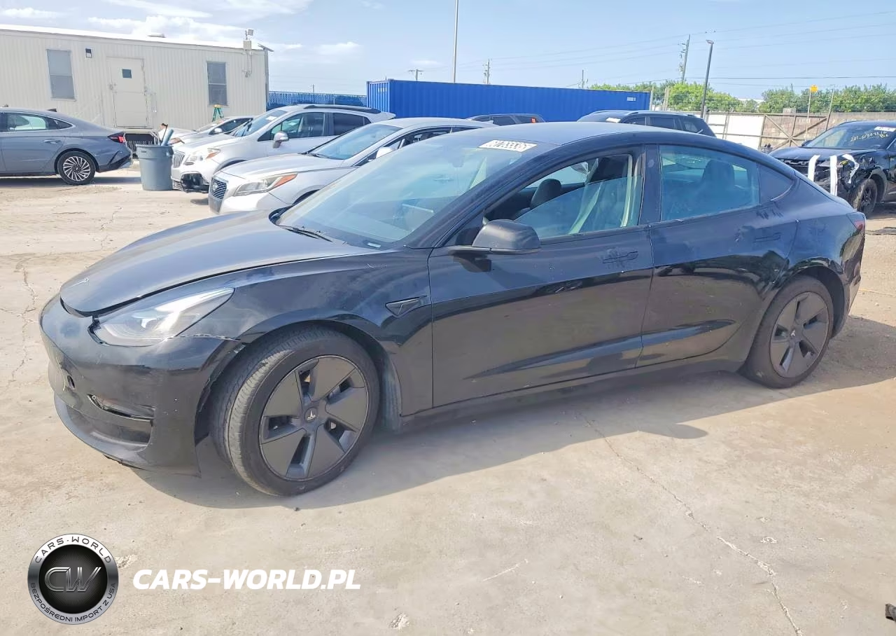 2023 Tesla Model 3 – zdjęcie 1 z 12