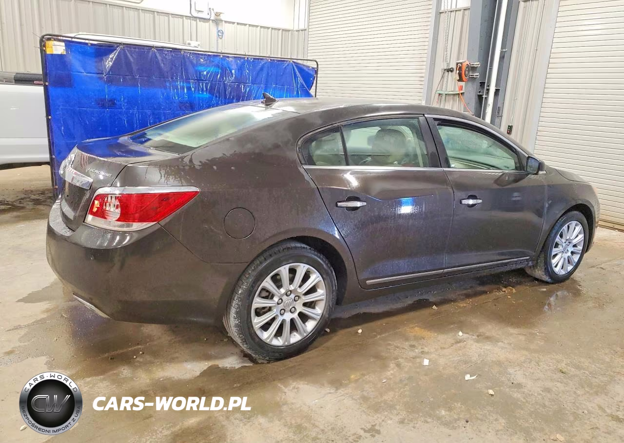 2013 Buick Lacrosse Premium VIN:1G4GF5E33DF183101 - 3