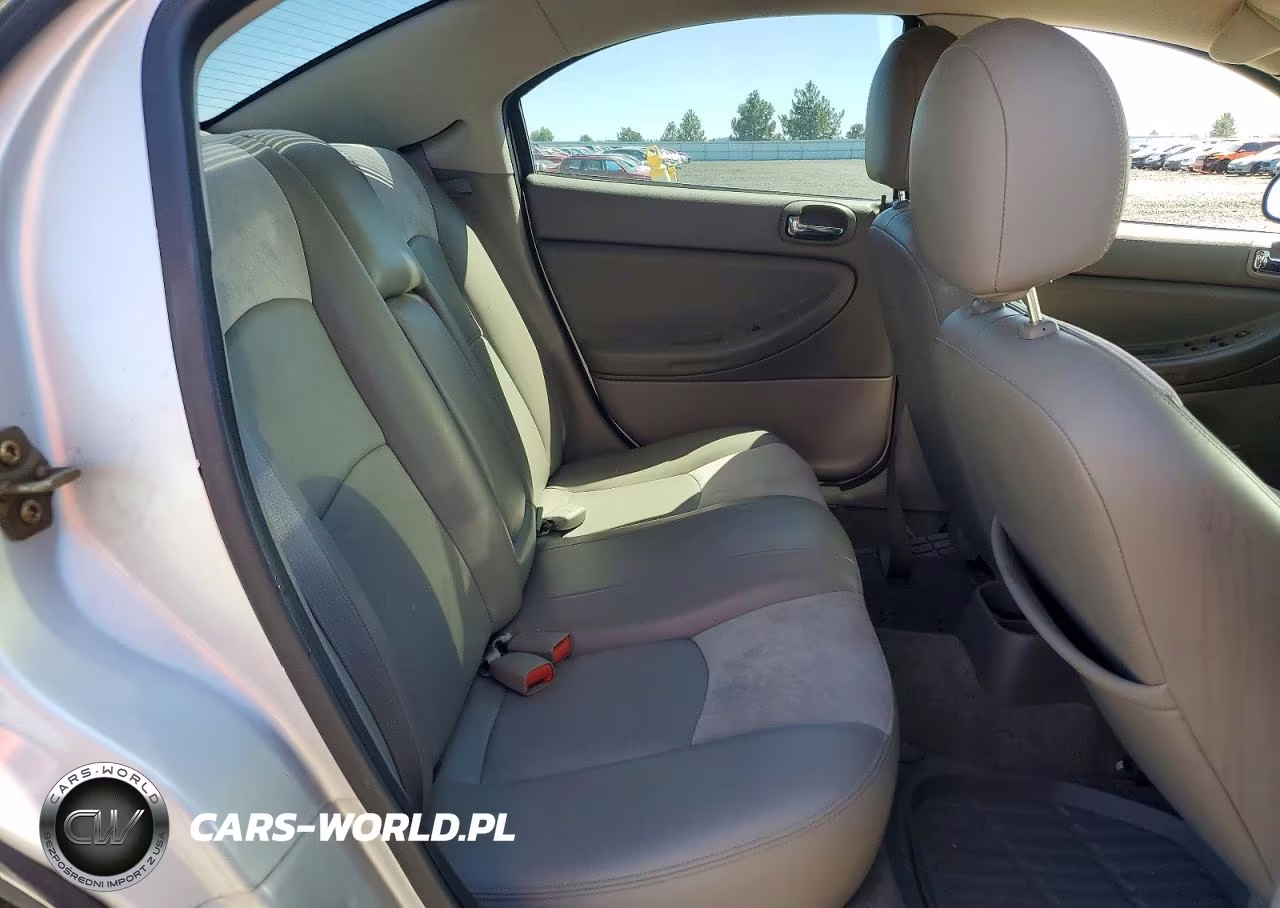 2004 Chrysler Sebring Lxi VIN:1C3EL56R34N176232 - 10