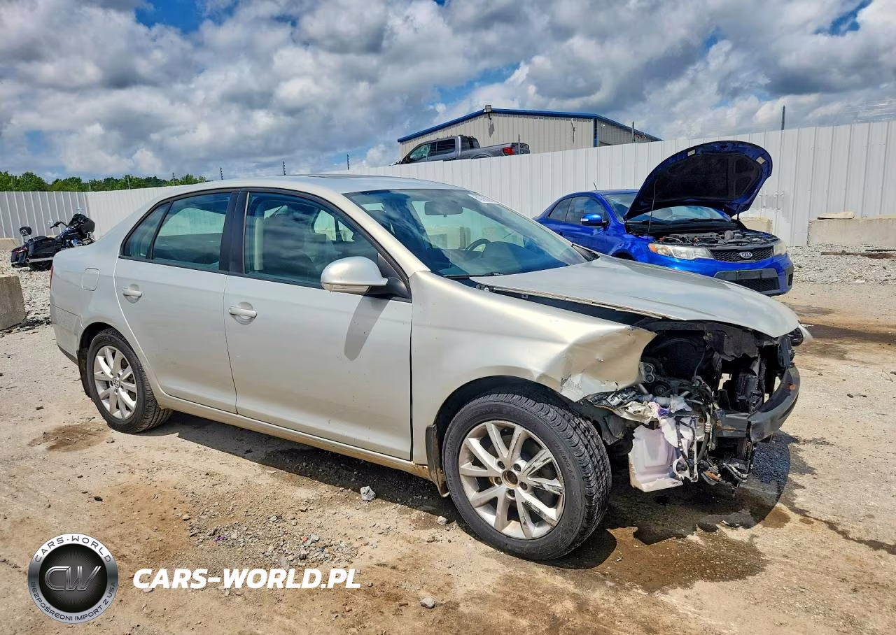 2010 Volkswagen Jetta Se VIN:3VWRX7AJ8AM115962 - 4