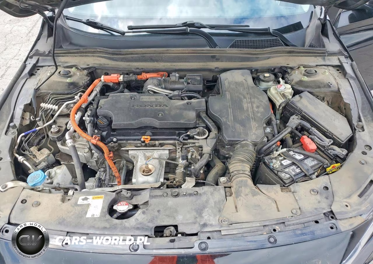 2021 Honda Accord Touring Hybrid VIN:1HGCV3F95MA010823 - 11