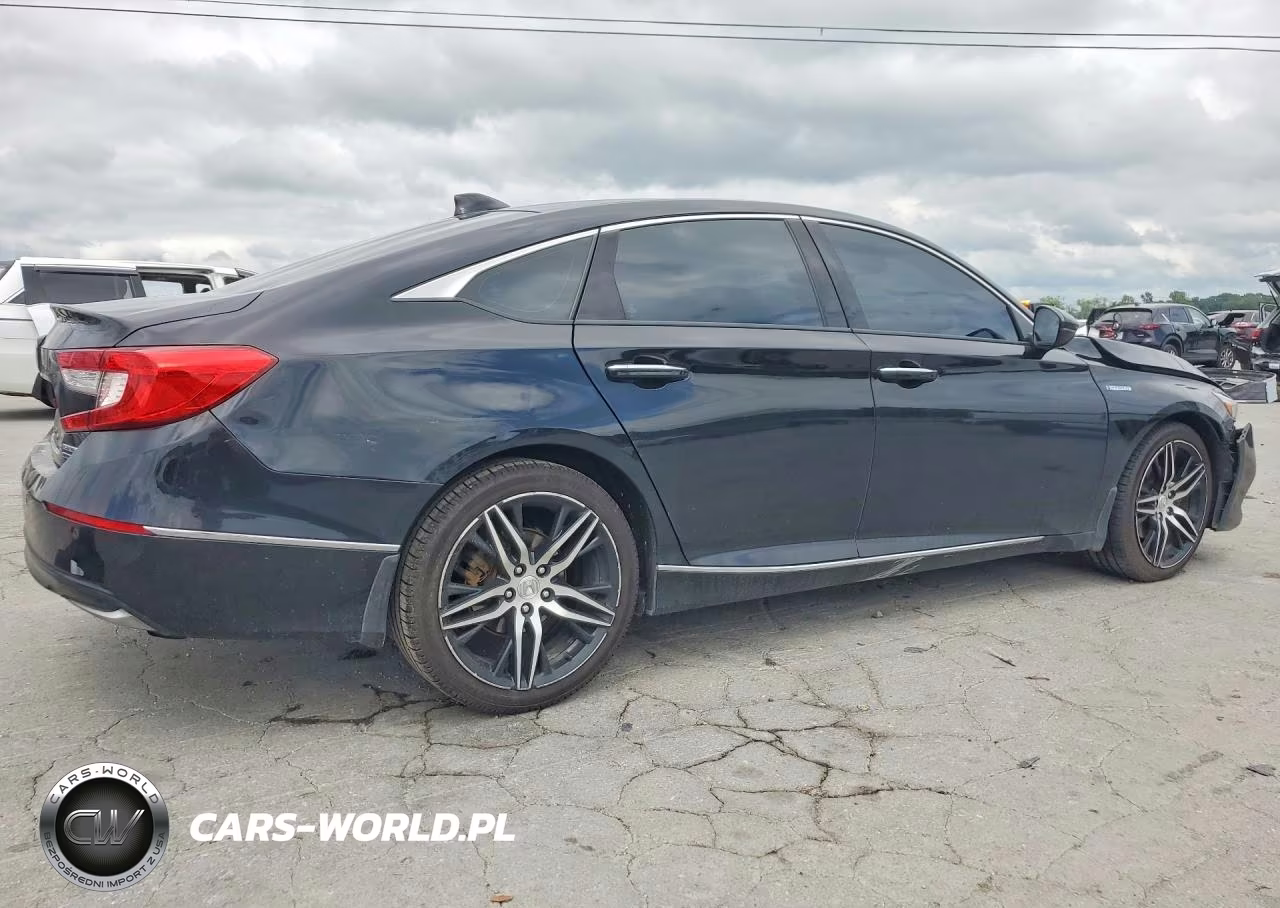 2021 Honda Accord Touring Hybrid VIN:1HGCV3F95MA010823 - 3