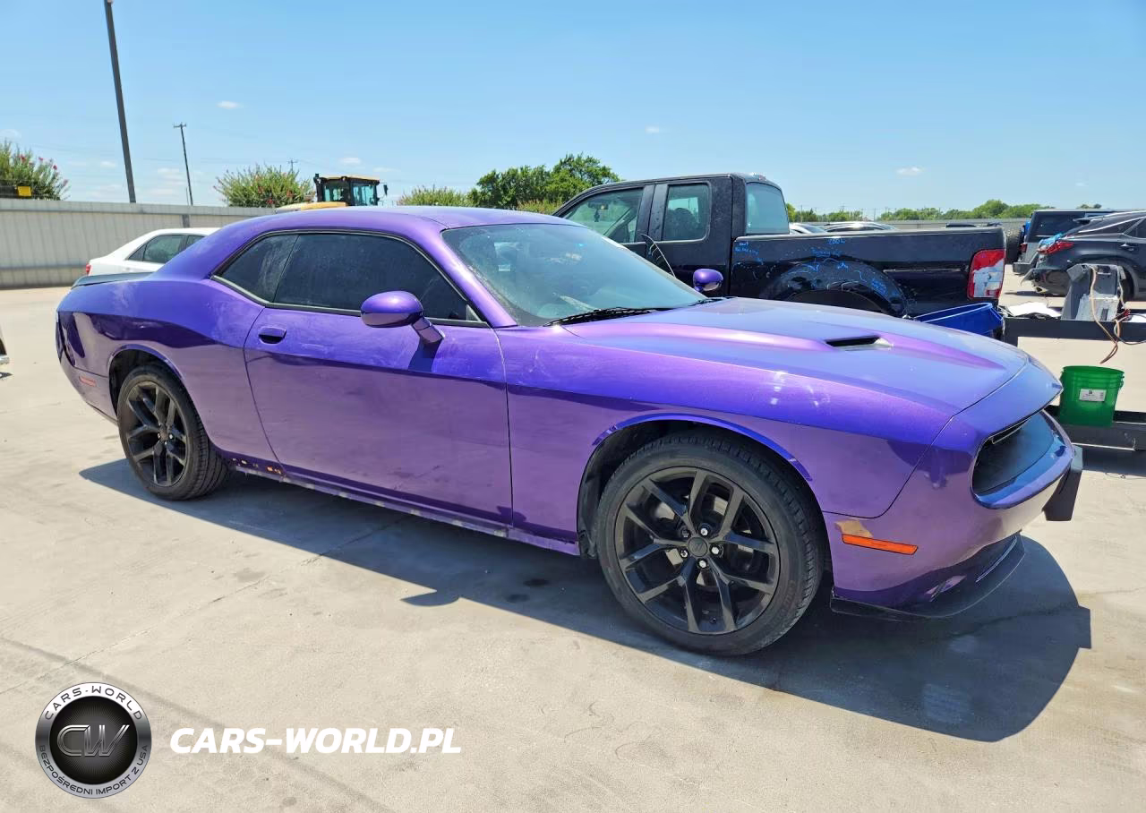2023 Dodge Challenger Sxt VIN:2C3CDZAG0PH652774 - 4