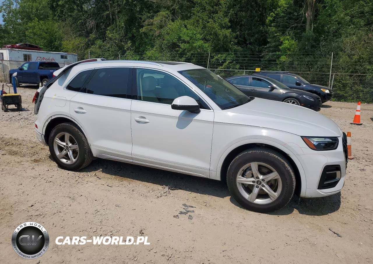 2021 Audi Q5 Premium VIN:WA1AAAFY0M2117943 - 4