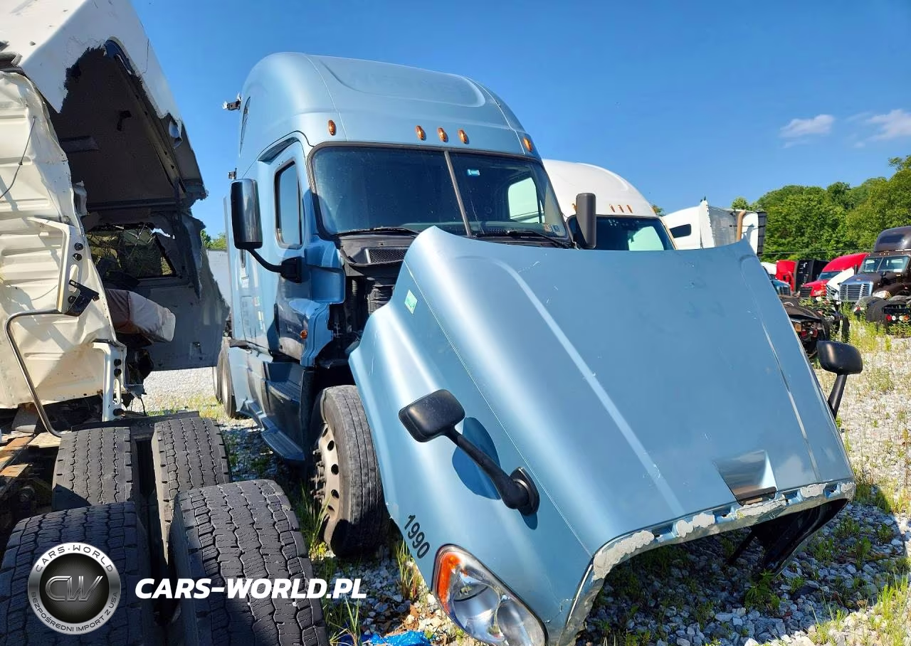 2014 Freightliner Cascadia 125 VIN:3AKJGLD5XESFH2525 - 4