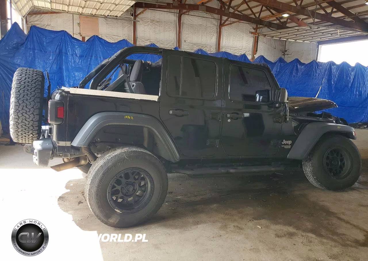 2020 Jeep Wrangler Unlimited Sport VIN:1C4HJXDGXLW222000 - 3