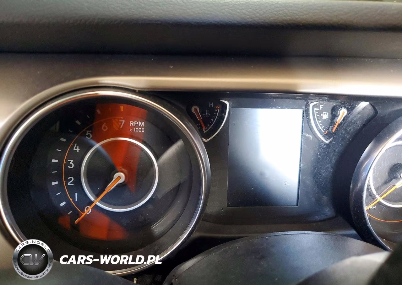 2020 Jeep Wrangler Unlimited Sport VIN:1C4HJXDGXLW222000 - 9