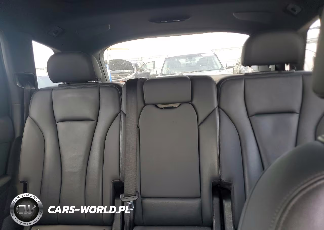 2022 Audi Q7 Premium Plus VIN:WA1LXBF78ND019642 - 10