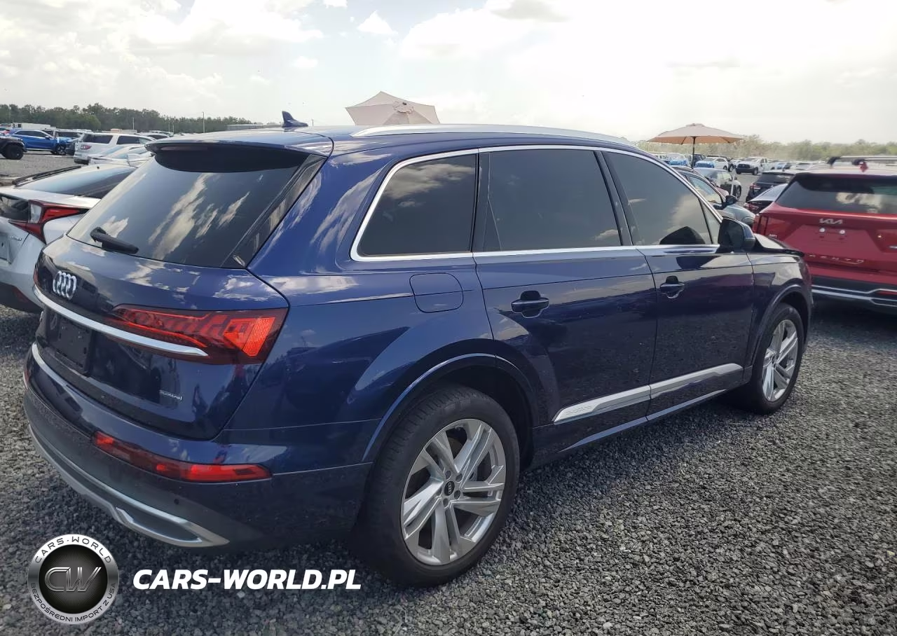 2022 Audi Q7 Premium Plus VIN:WA1LXBF78ND019642 - 3
