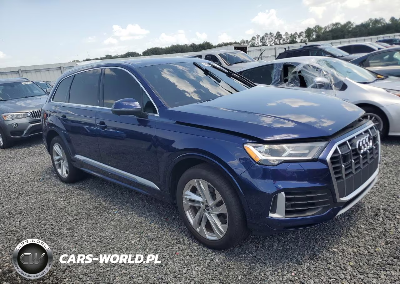 2022 Audi Q7 Premium Plus VIN:WA1LXBF78ND019642 - 4