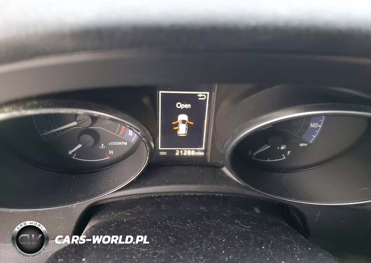 2018 Toyota Corolla Im VIN:JTNKARJE3JJ571655 - 9