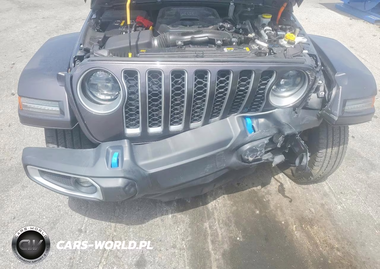 2023 Jeep Wrangler Sahara 4Xe VIN:1C4JJXP61PW581133 - 12