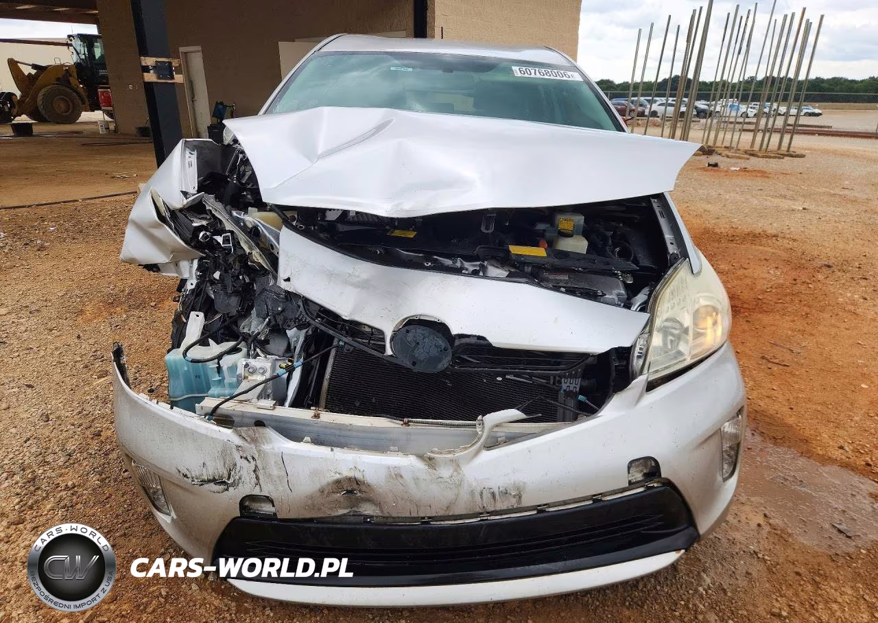 2012 Toyota Prius Three VIN:JTDKN3DU4C1527806 - 5