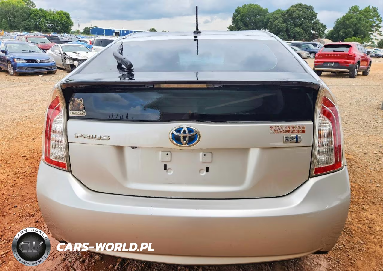 2012 Toyota Prius Three VIN:JTDKN3DU4C1527806 - 6