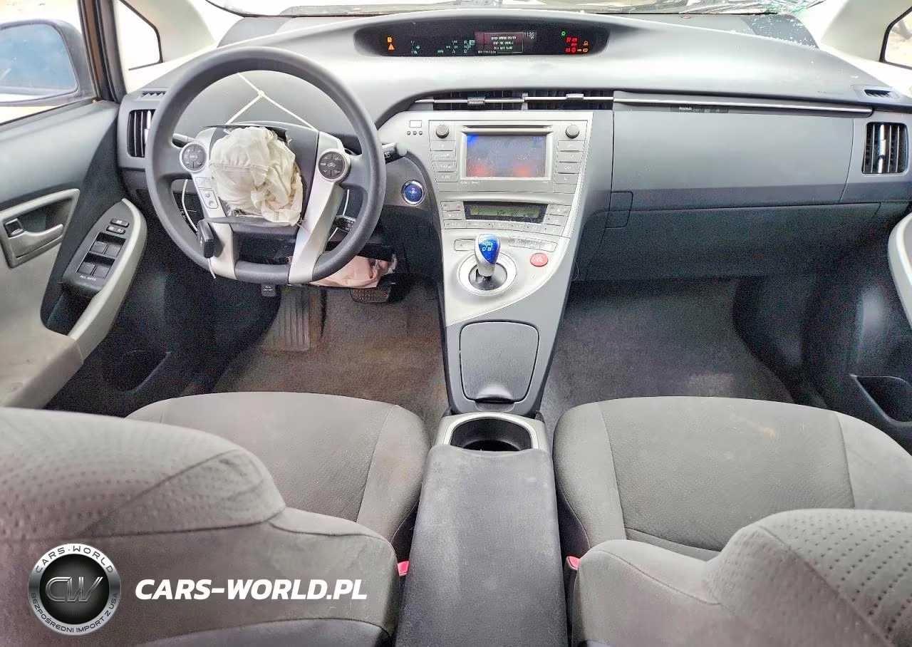 2012 Toyota Prius Three VIN:JTDKN3DU4C1527806 - 8