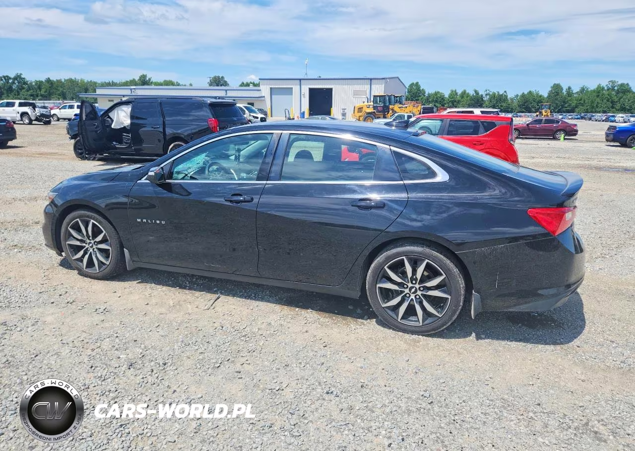 2018 Chevrolet Malibu VIN:1G1ZD5ST8JF216119 - 2