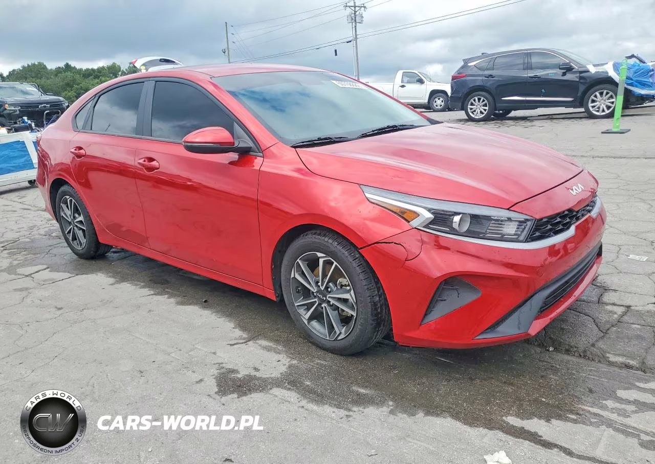 2023 Kia Forte Lxs VIN:3KPF24AD7PE562301 - 4