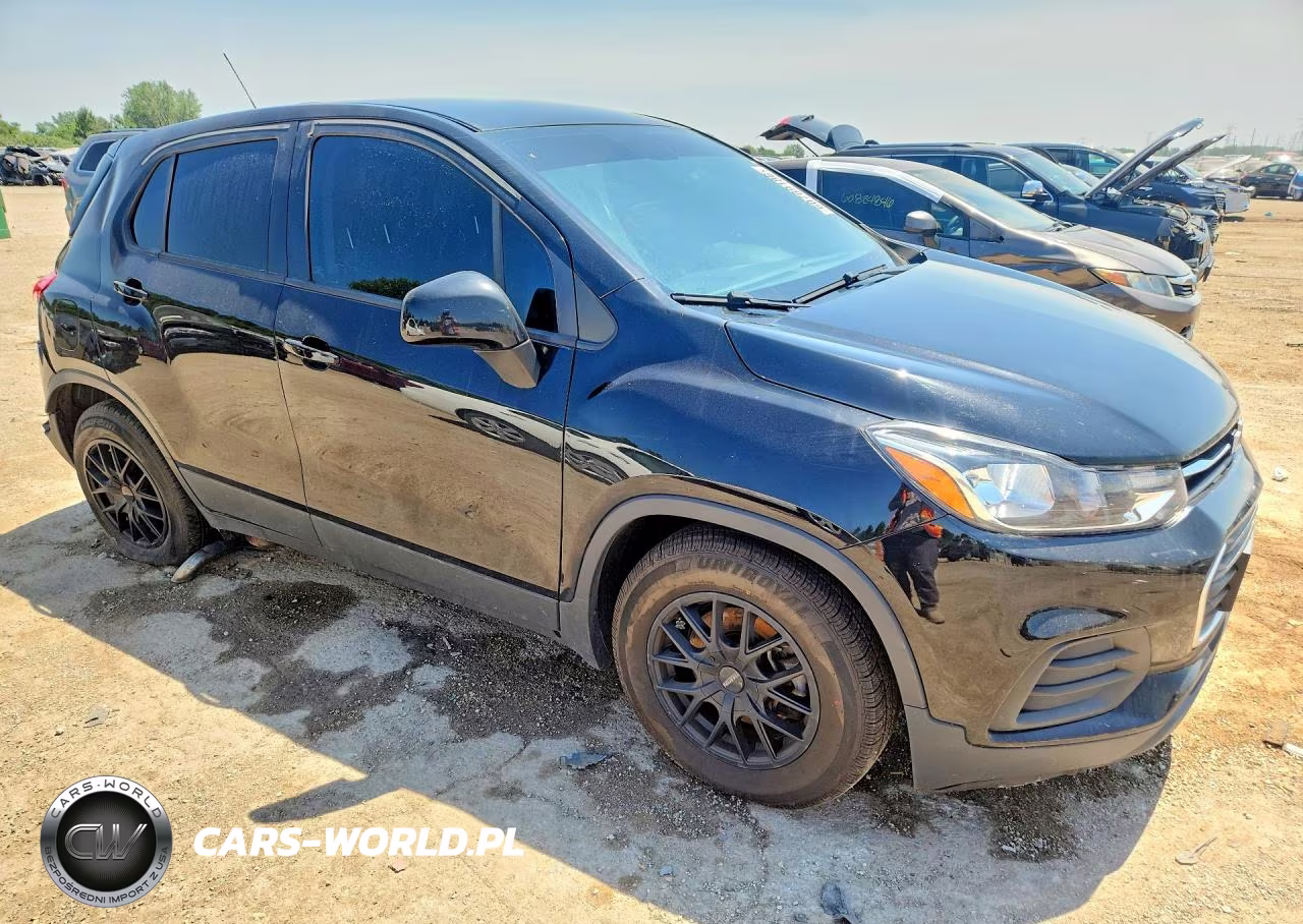 2020 Chevrolet Trax Ls VIN:3GNCJKSB9LL121953 - 4