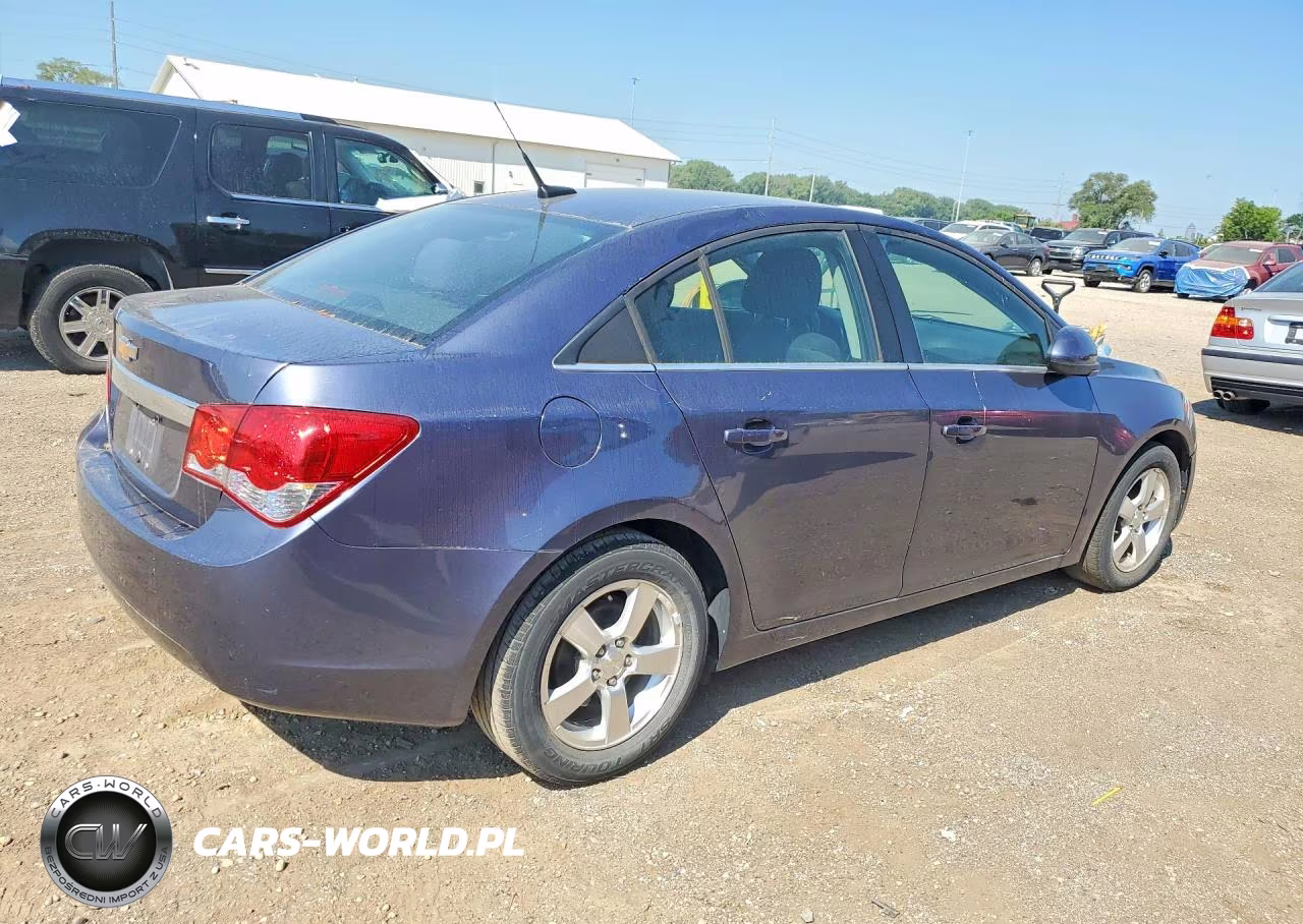 2014 Chevrolet Cruze Lt VIN:1G1PC5SB0E7194277 - 3