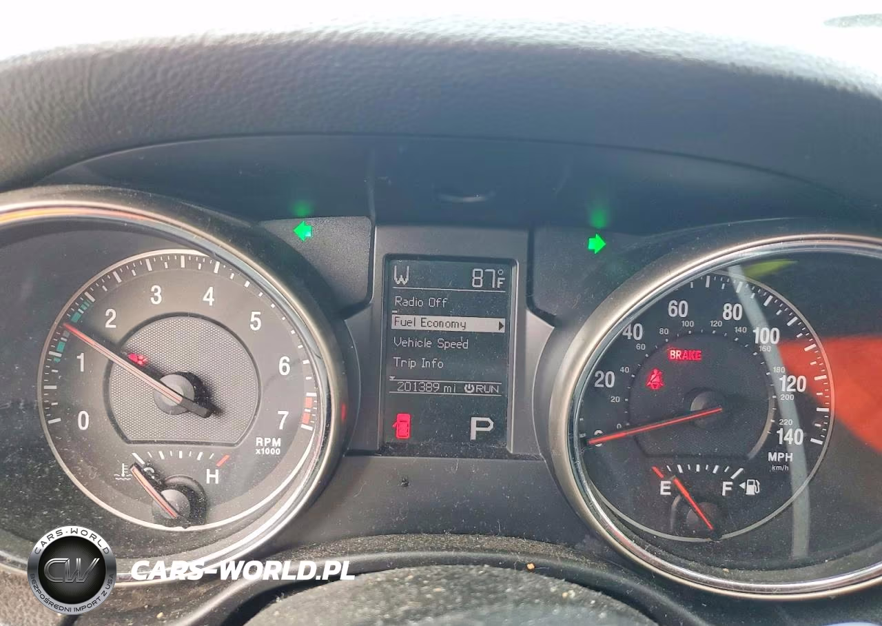 2013 Jeep Grand Cherokee Laredo VIN:1C4RJFAG3DC650190 - 9
