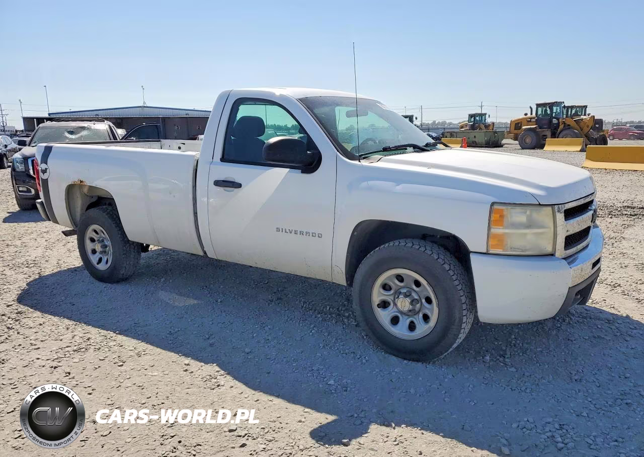 2010 Chevrolet Silverado C1500 VIN:1GCPCPEXXAZ151879 - 4