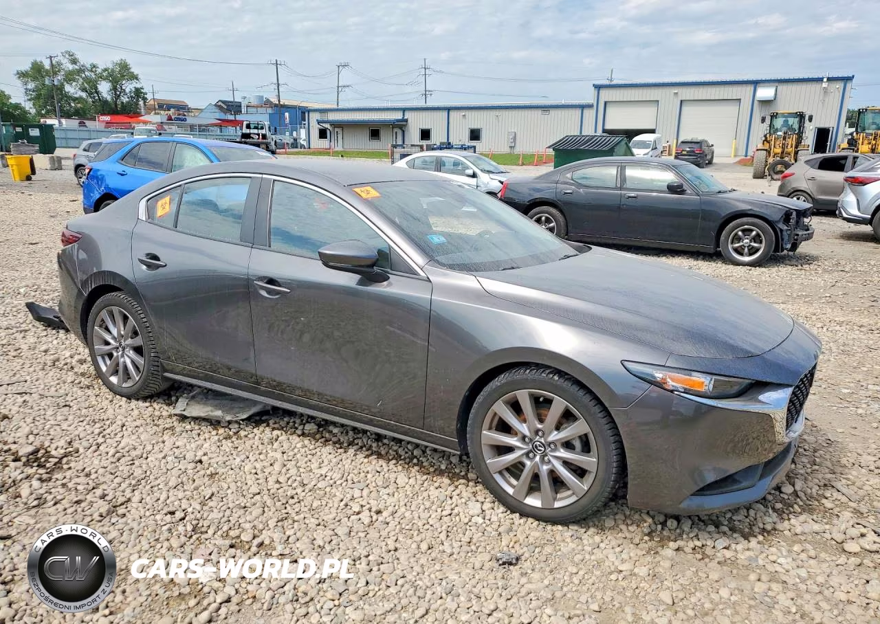 2020 Mazda 3 Preferred VIN:JM1BPBDM3L1171305 - 4