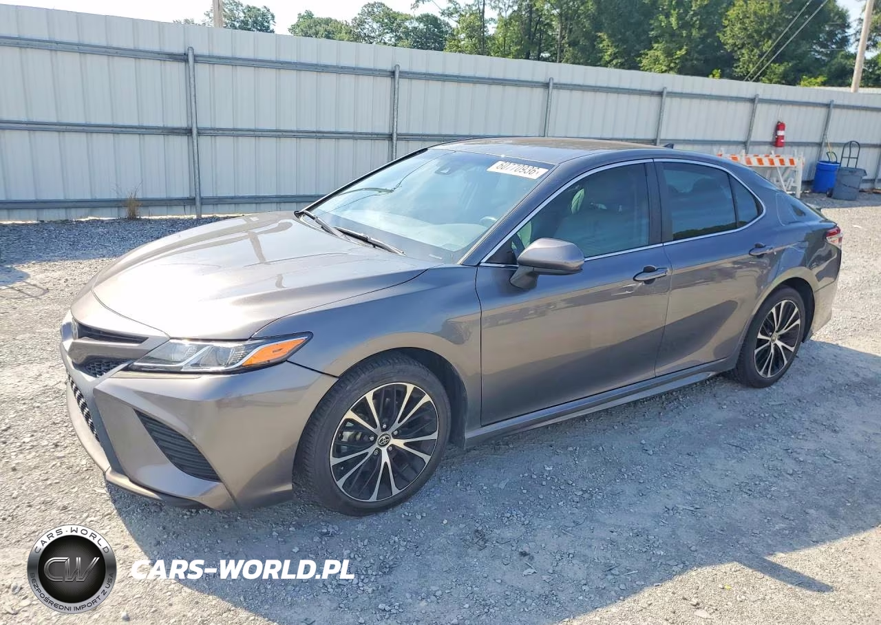 2020 Toyota Camry Se