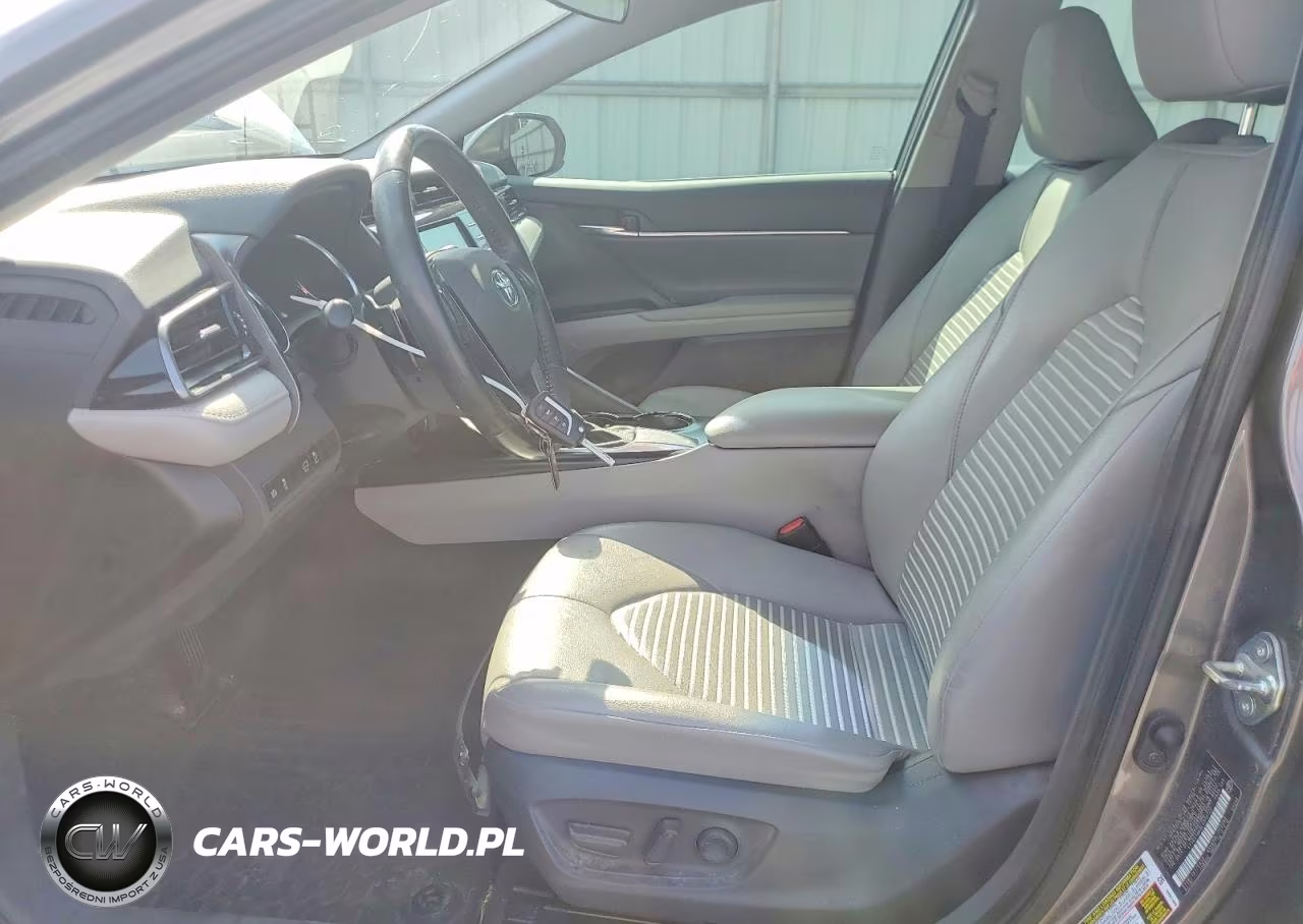 2020 Toyota Camry Se VIN:4T1G11AK8LU510722 - 7
