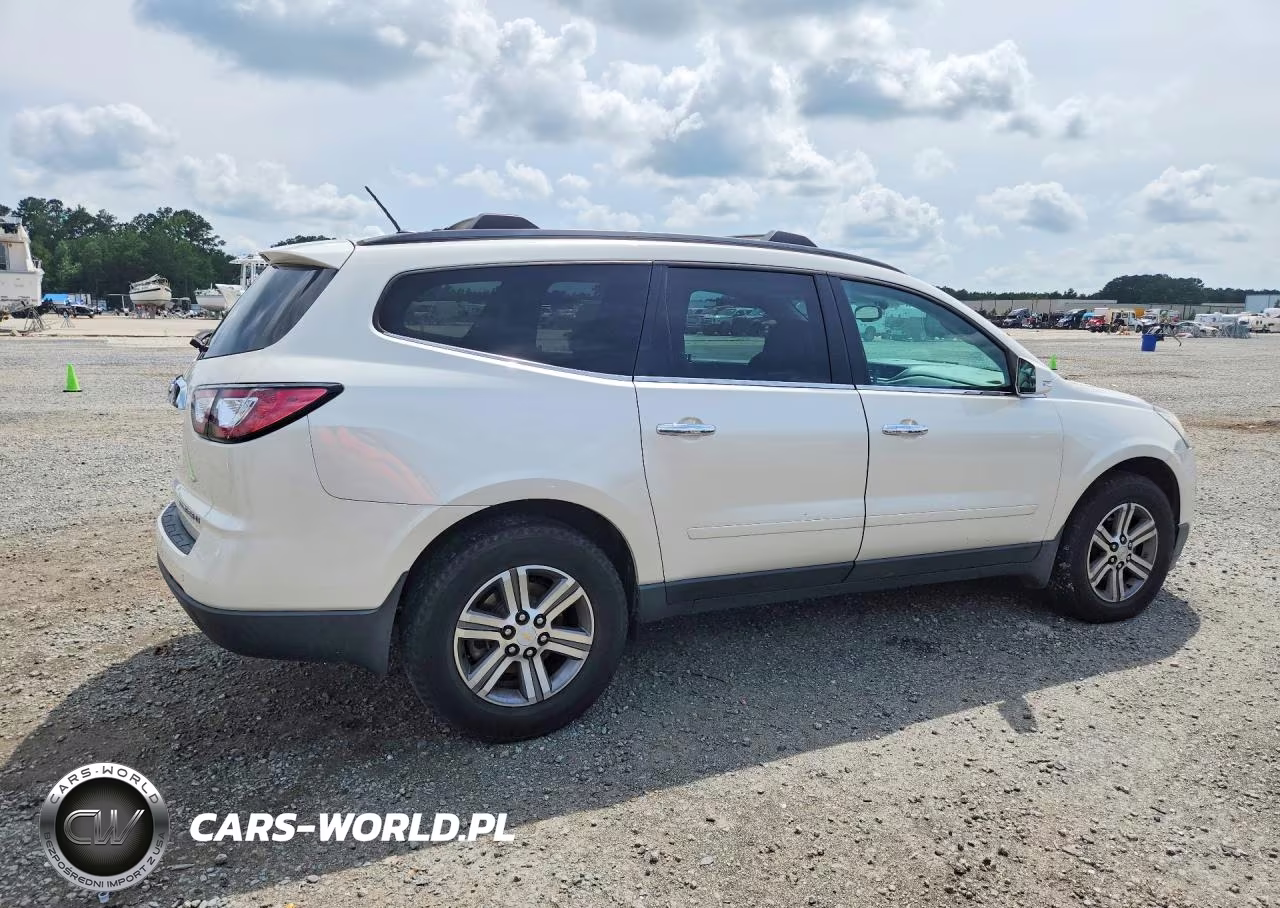 2015 Chevrolet Traverse Lt VIN:1GNKVHKD3FJ261979 - 3