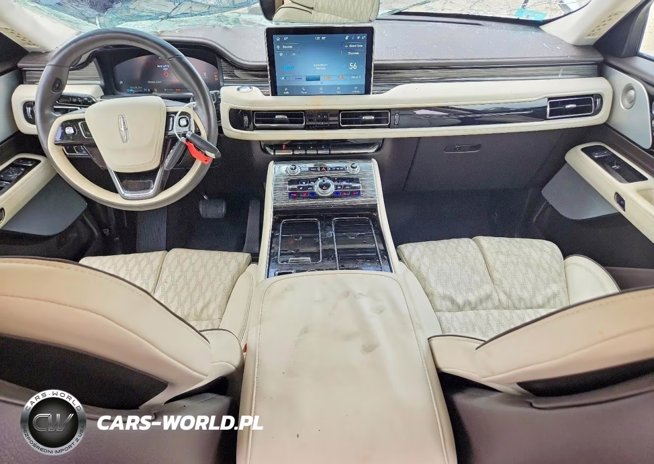 2023 Lincoln Aviator Black Label VIN:5LM5J9XC1PGL14614 - 8