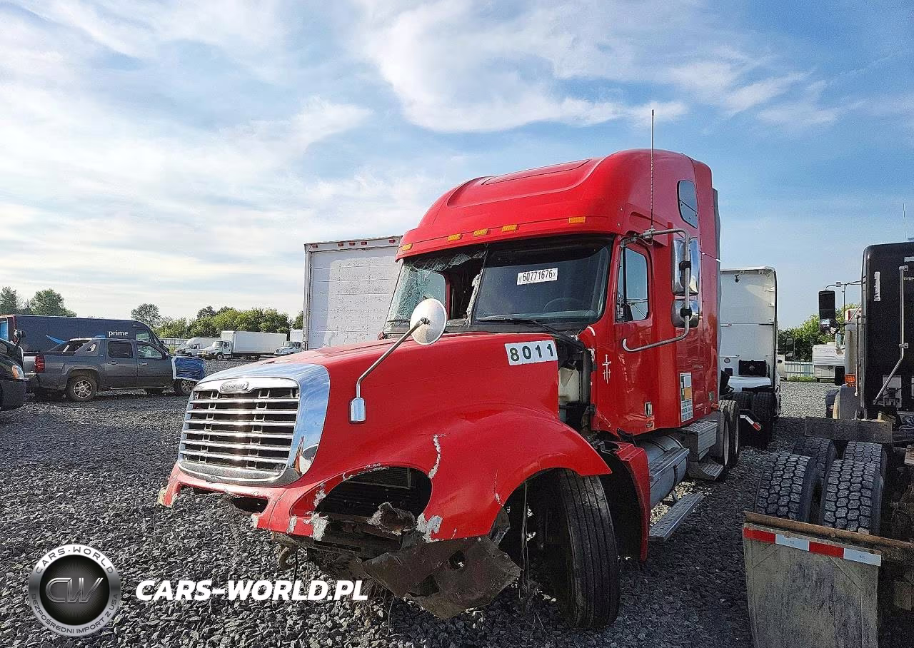 2003 Freightliner Convention - Semi Truck