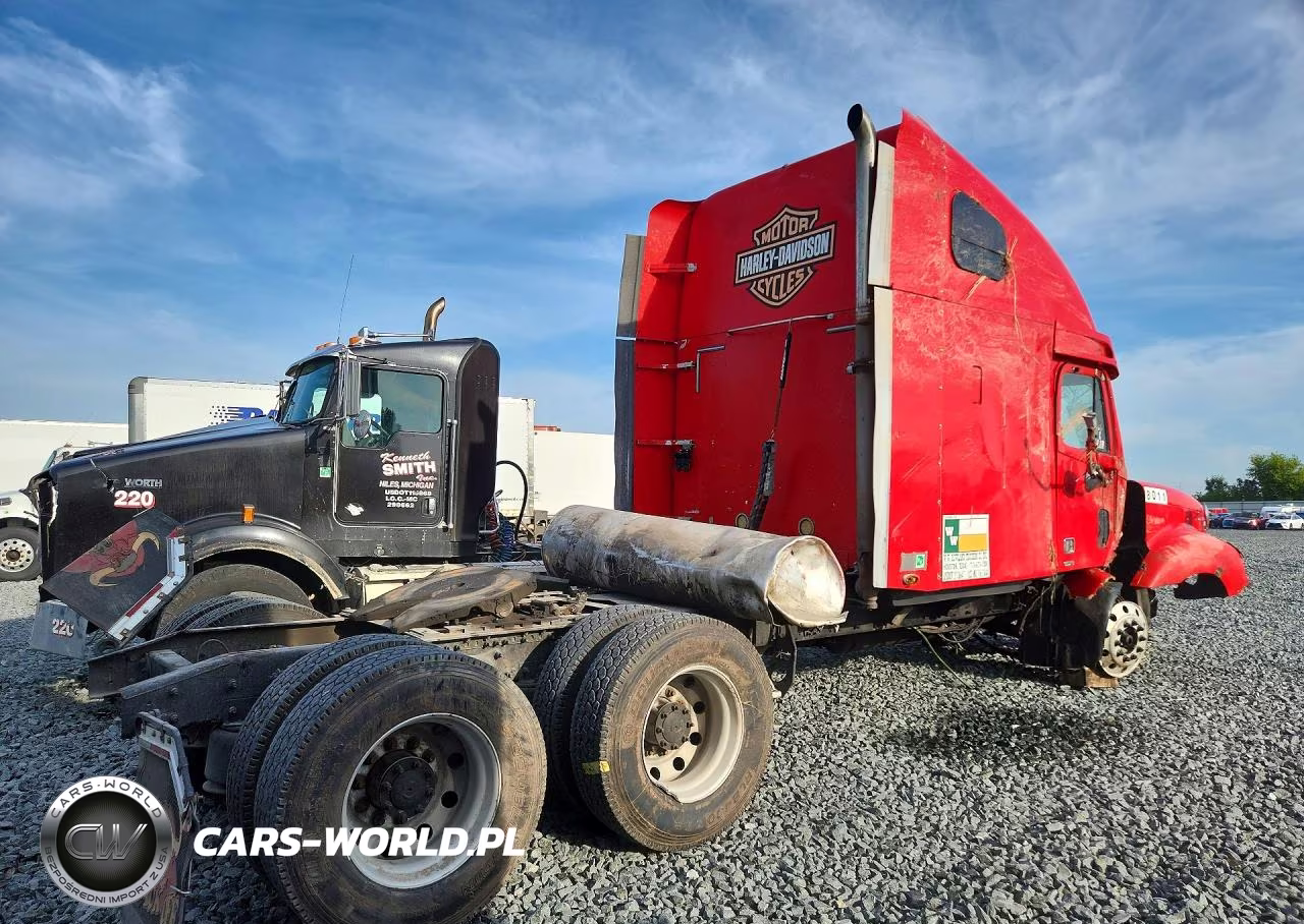 2003 Freightliner Convention - Semi Truck VIN:1FUJA6CK53LM08135 - 3