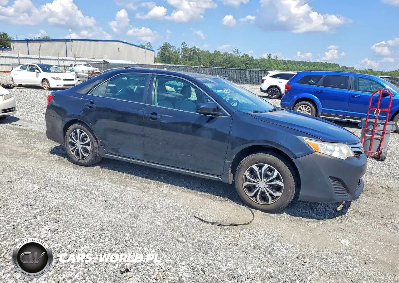 2013 Toyota Camry Le VIN:4T1BF1FK5DU269935 - 4