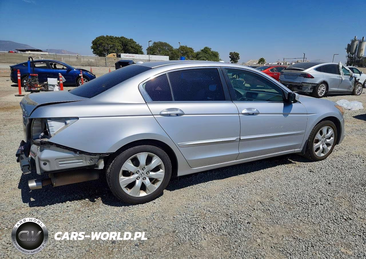 2008 Honda Accord Exl VIN:JHMCP26858C051858 - 3