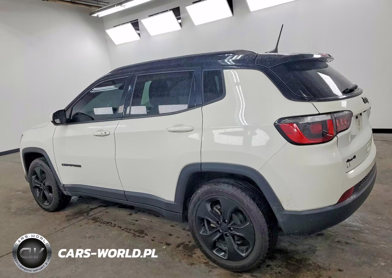 2019 Jeep Compass Latitude VIN:3C4NJDBB4KT772418 - 2