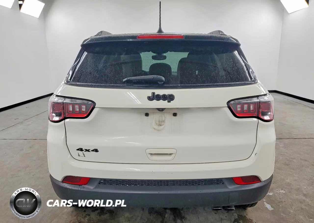 2019 Jeep Compass Latitude VIN:3C4NJDBB4KT772418 - 6