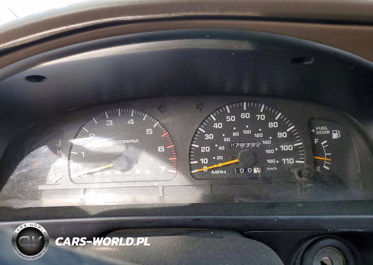 1998 Toyota 4Runner Base VIN:JT3GM84R3W0025756 - 9