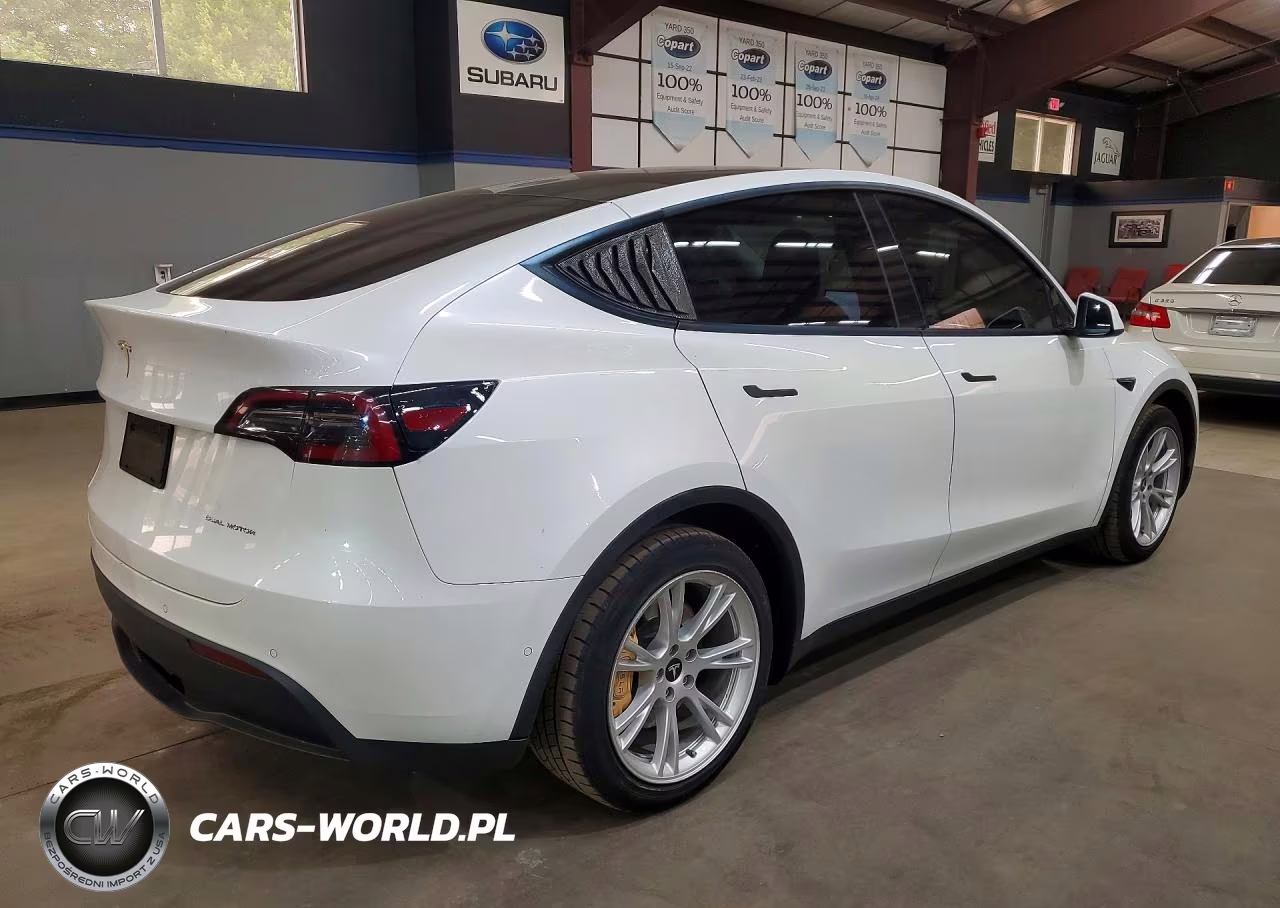 2021 Tesla Model Y VIN:5YJYGDEEXMF180914 - 3