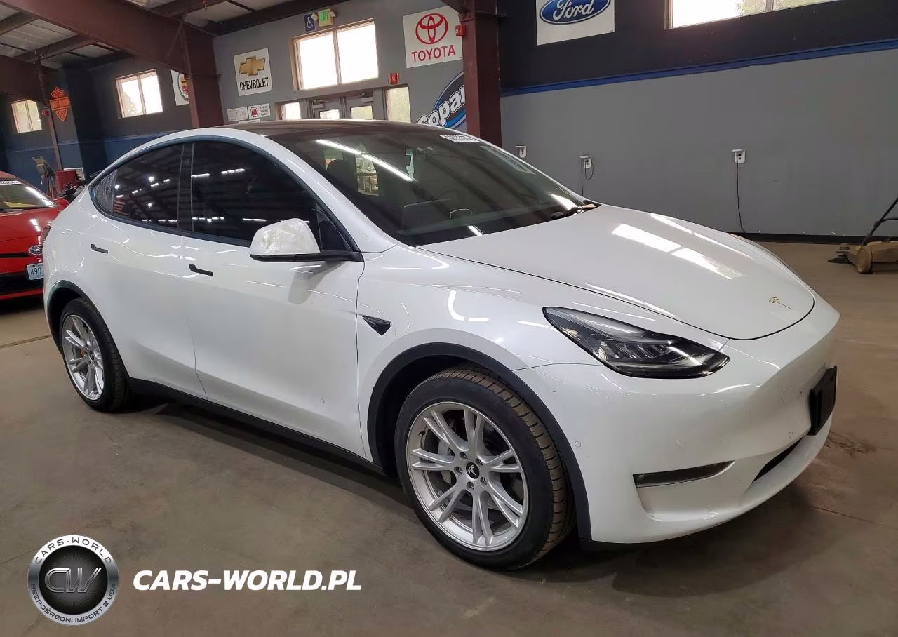 2021 Tesla Model Y VIN:5YJYGDEEXMF180914 - 4