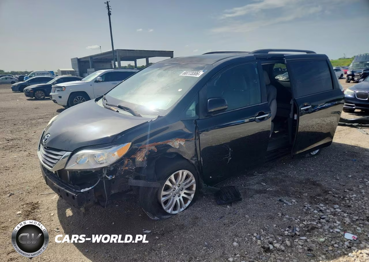 2015 Toyota Sienna Xle Premium 8-Passenger – zdjęcie 1 z 14